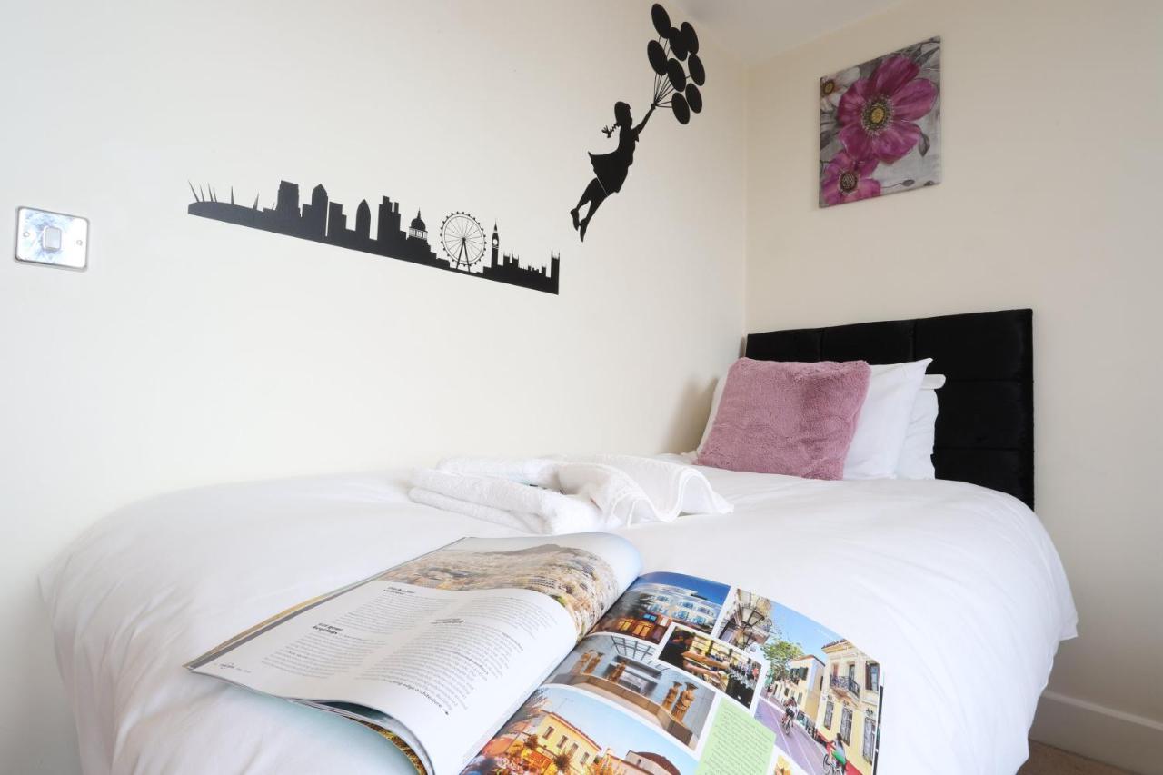 Birmingham Fiveways Garden View Apartment ภายนอก รูปภาพ