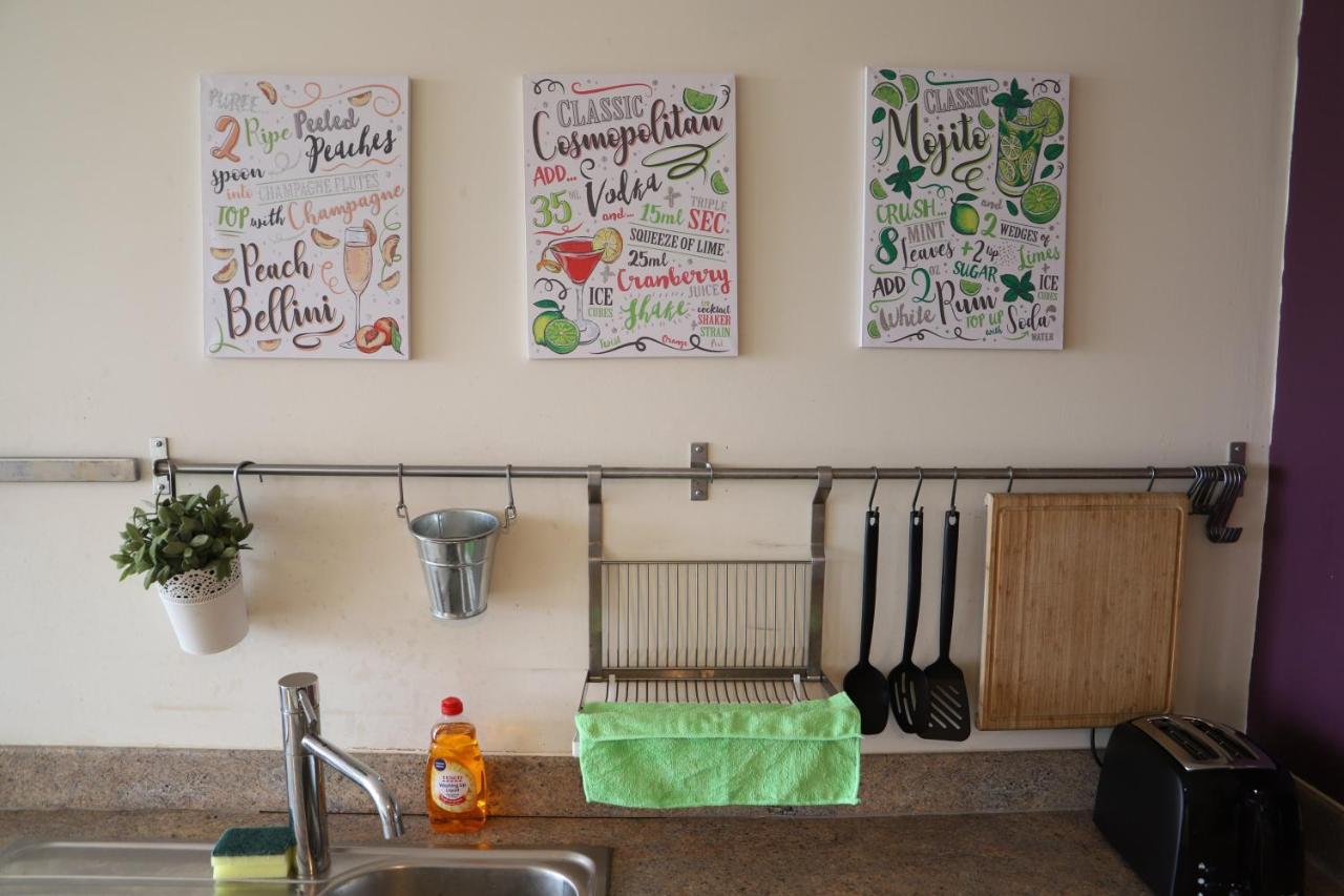 Birmingham Fiveways Garden View Apartment ภายนอก รูปภาพ